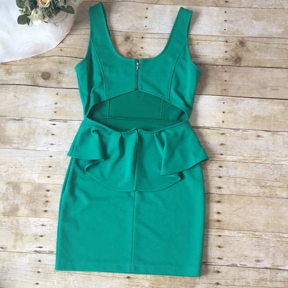 NWOT Slate & Willow Peplum Dress - Picture 3 of 8